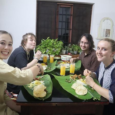 Guestland Homestay Kochi Buitenkant foto