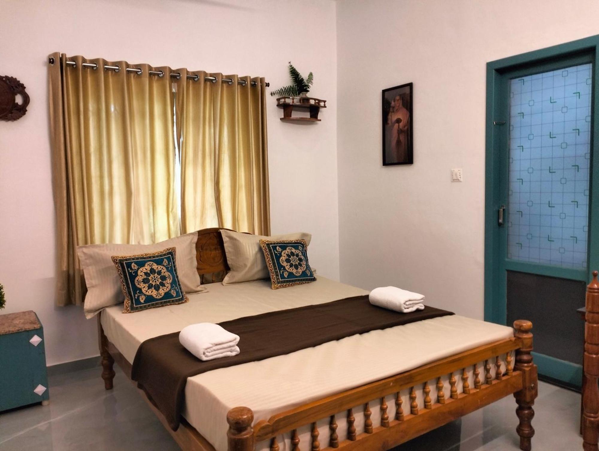 Guestland Homestay Kochi Buitenkant foto
