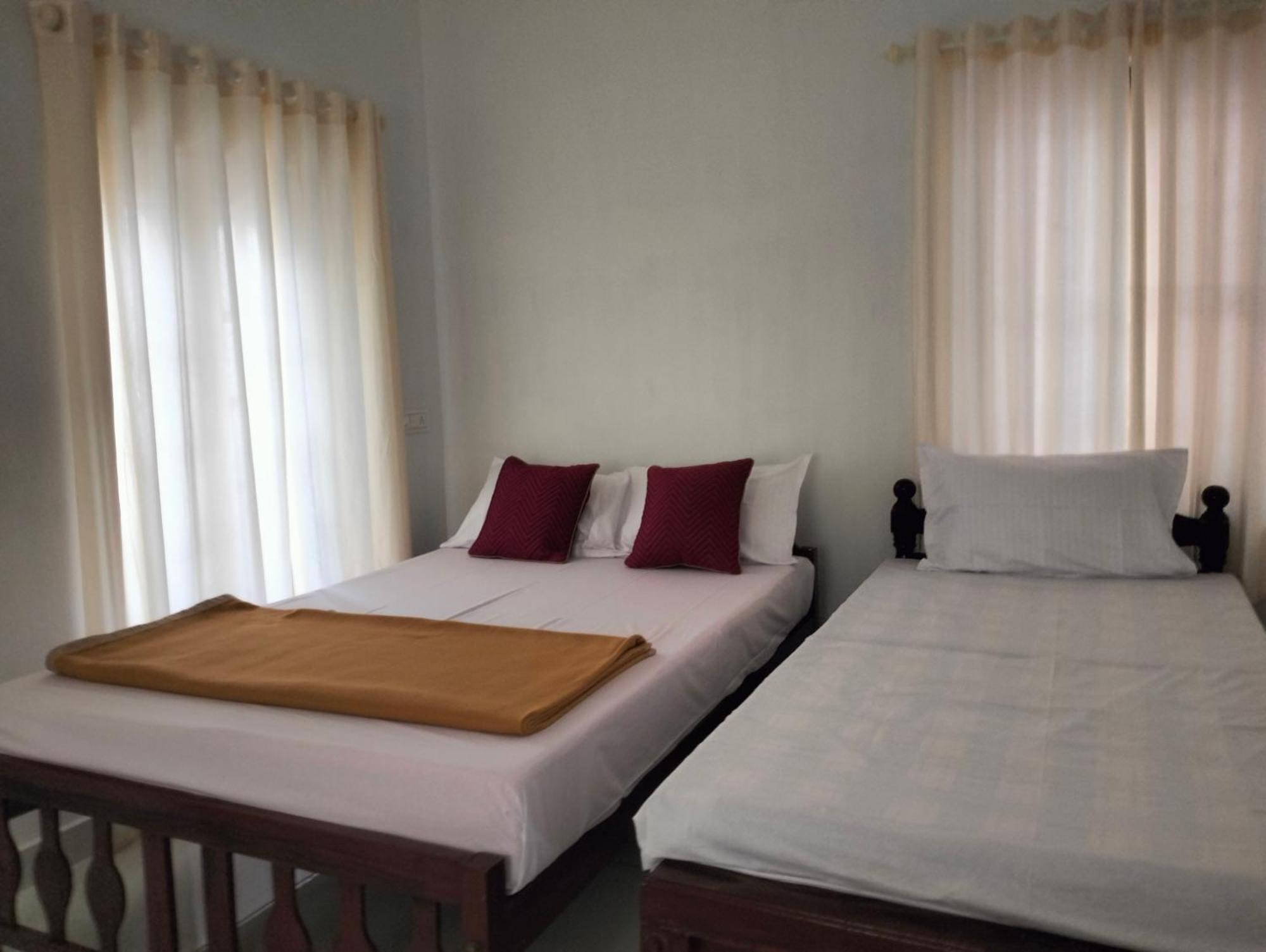 Guestland Homestay Kochi Buitenkant foto